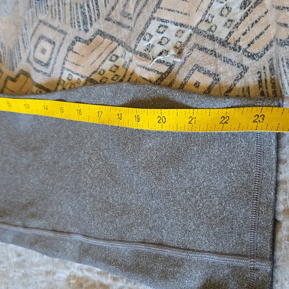 Fabletics Extra Large - Picture 3 of 6